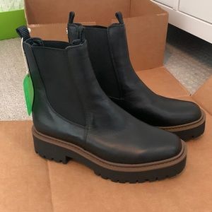NWT. Sam Edelman lug boots